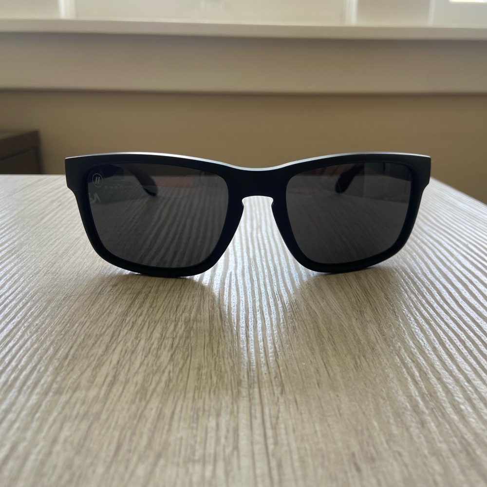 Blenders Eyewear Canyon Black Tundra Sunglasses - Picture 4 of 8